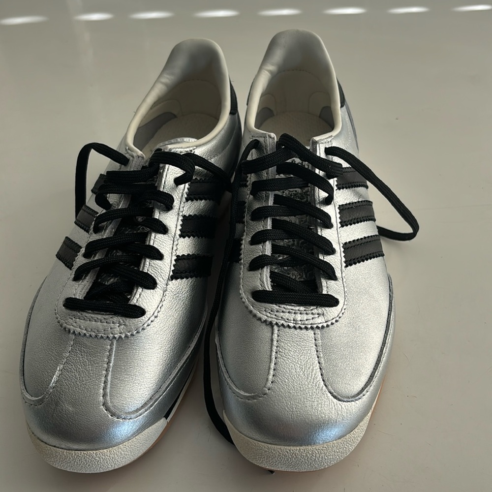 adidas Originals Metallic Silver Low-Top Sneakers with Black Stripes